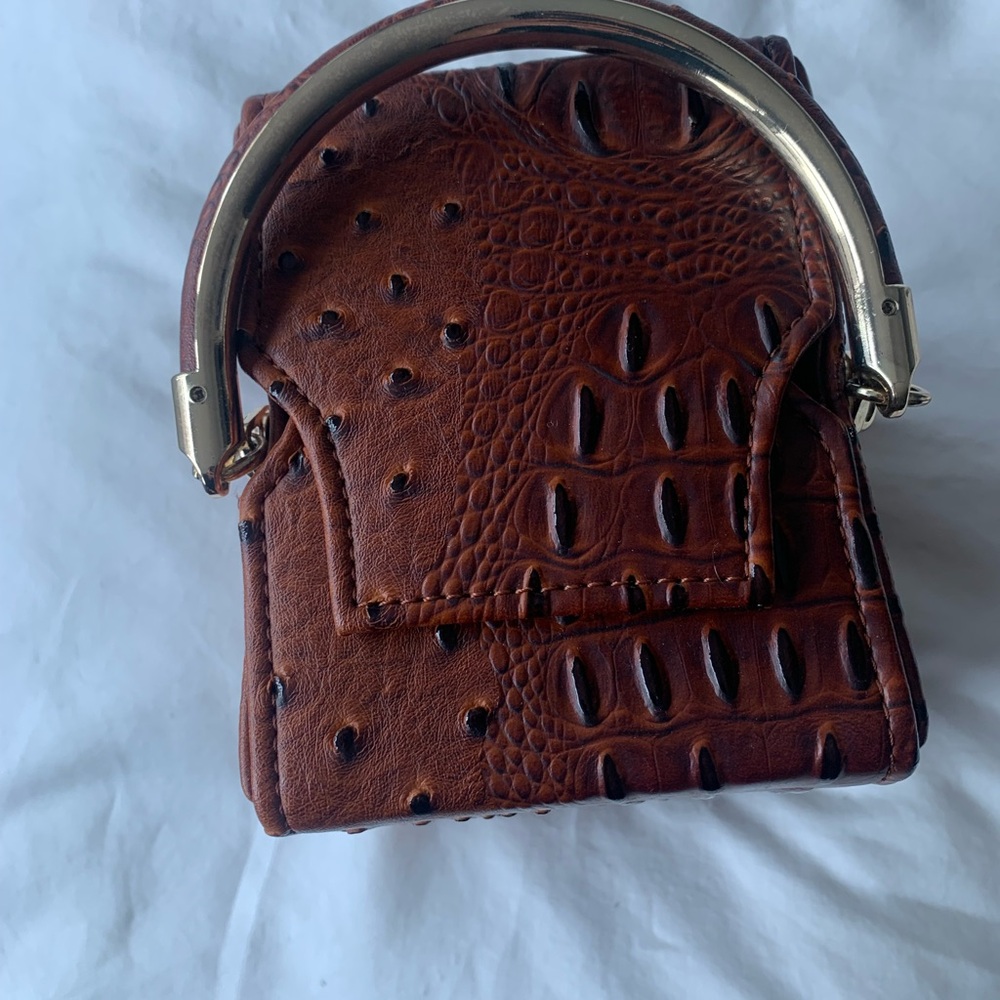 Elegant Brown Ostrich-Embossed Mini Square Bag - Picture 6 of 6
